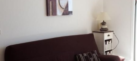 2 bedrooms Apartment in Saint-Cyr-sur-Mer, France No. 277604 2