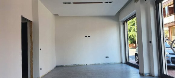  عقار تجاري في Limbiate, Italy 90متر مربع رقم 314719 4