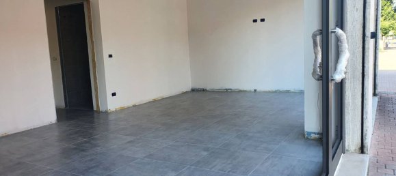  عقار تجاري في Limbiate, Italy 90متر مربع رقم 314719 11