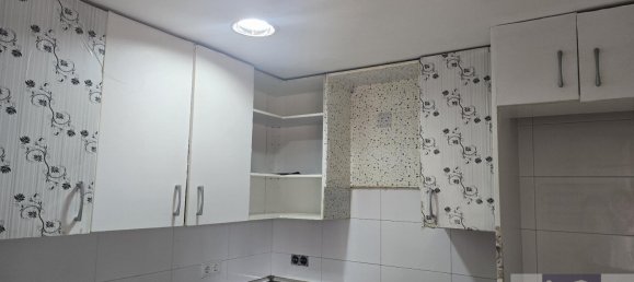 Apartamento de 3 dormitorios en Madrid, Spain No. 180844 31
