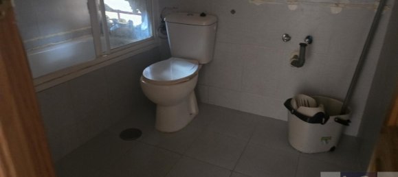 Apartamento de 3 dormitorios en Madrid, Spain No. 180844 14