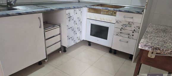 Apartamento de 3 dormitorios en Madrid, Spain No. 180844 32