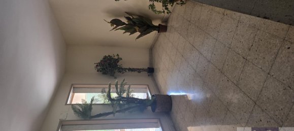 Apartamento de 3 dormitorios en Madrid, Spain No. 180844 38