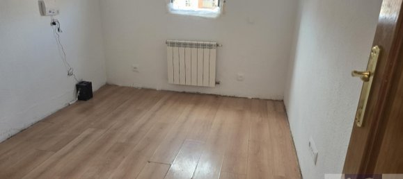 Apartamento de 3 dormitorios en Madrid, Spain No. 180844 25