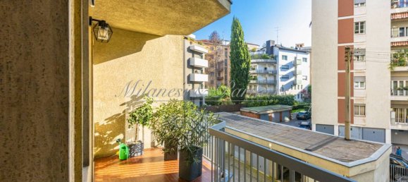 Квартира с 2 спальнями в Бергамо, Италия № 180146 21