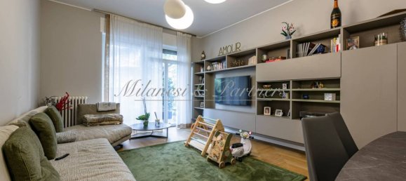 Квартира с 2 спальнями в Бергамо, Италия № 180146 3