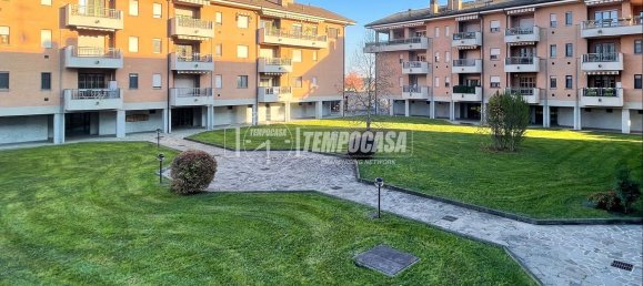 3-salle Appartement à Tribiano, Italy No. 122023 25