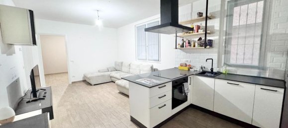 Apartamento de 2 dormitorios en Binasco, Italy No. 329576 3