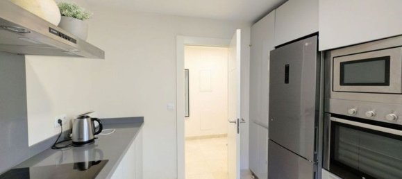 2 bedrooms Apartment in Malaga, Spain No. 144003 3