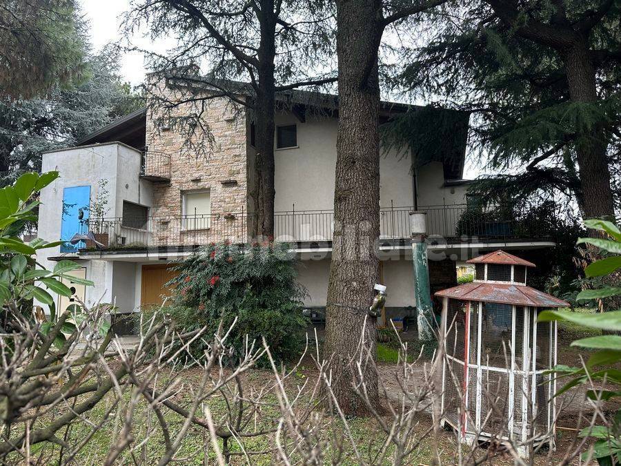 Villa T3 em Castiglione delle Stiviere, Italy N.º 157124
