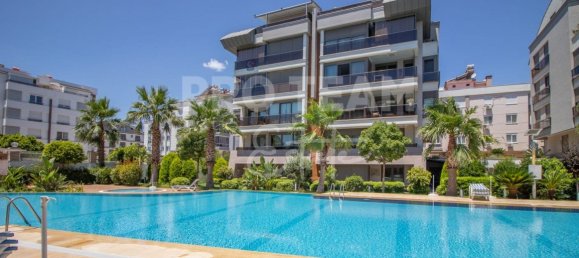 5 rooms Penthouse in Konyaalti, Turkey No. 27142 4