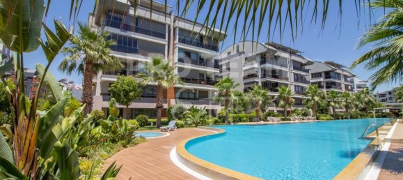 5 rooms Penthouse in Konyaalti, Turkey No. 27142 9