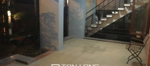 4 Schlafzimmer Haus in Tay Ho, Vietnam, Nr. 1556 3