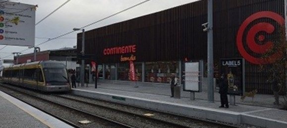 698m² Land in Porto, Portugal No. 124759 7