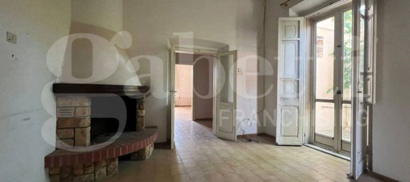 3 bedrooms Apartment in Oristano, Italy No. 266921 5