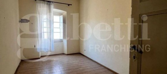3 bedrooms Apartment in Oristano, Italy No. 266921 9