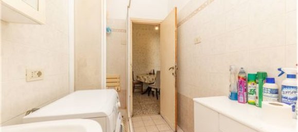 2 Schlafzimmer Wohnung in Rome, Italy, Nr. 279166 17
