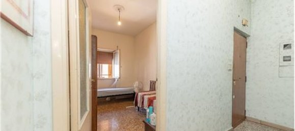 2 Schlafzimmer Wohnung in Rome, Italy, Nr. 279166 5