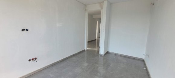 6 bedrooms Villa in Epanomi, Greece No. 2311 17