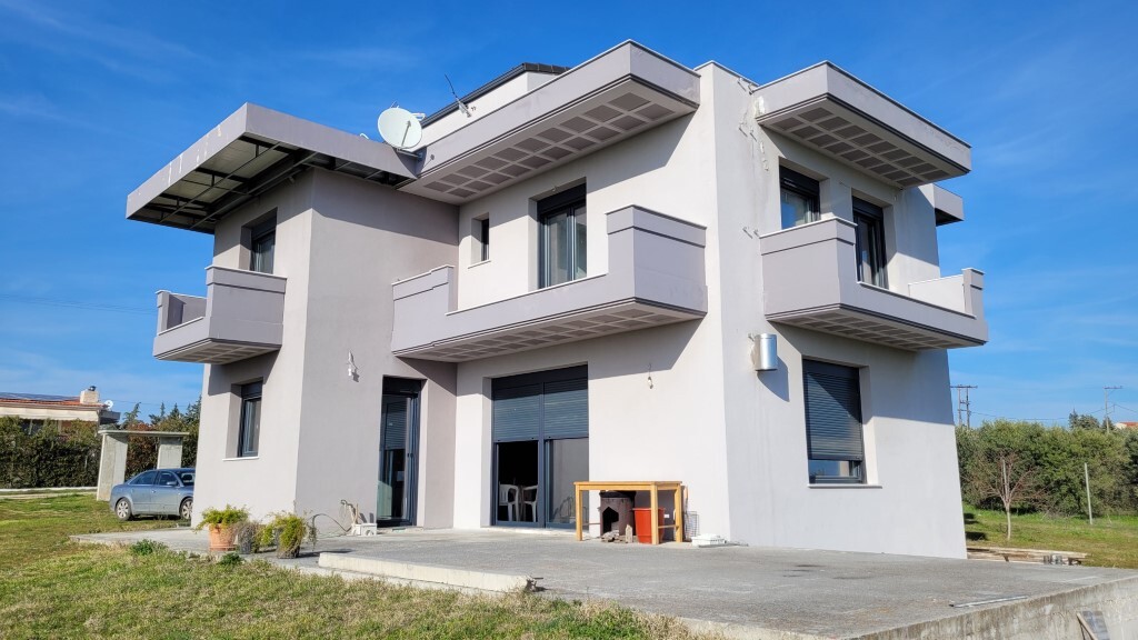 6 bedrooms Villa in Epanomi, Greece No. 2311