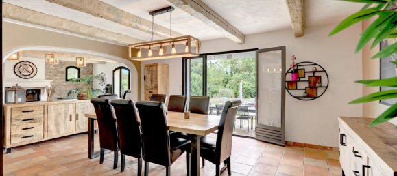 Villa de 4 dormitorios en Chateauneuf-Grasse, France No. 671 3