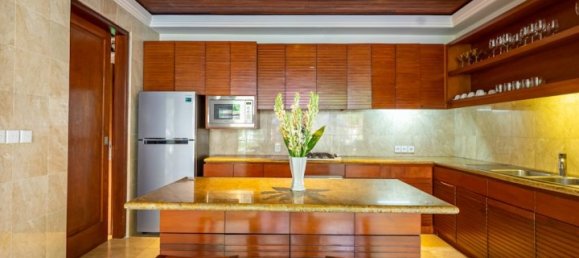 4 Schlafzimmer Villa in Jimbaran, Indonesia, Nr. 3250 7