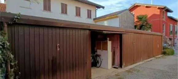 3-salle Appartement à Cermenate, Italy No. 313797 21