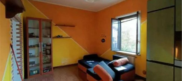 3-salle Appartement à Cermenate, Italy No. 313797 17