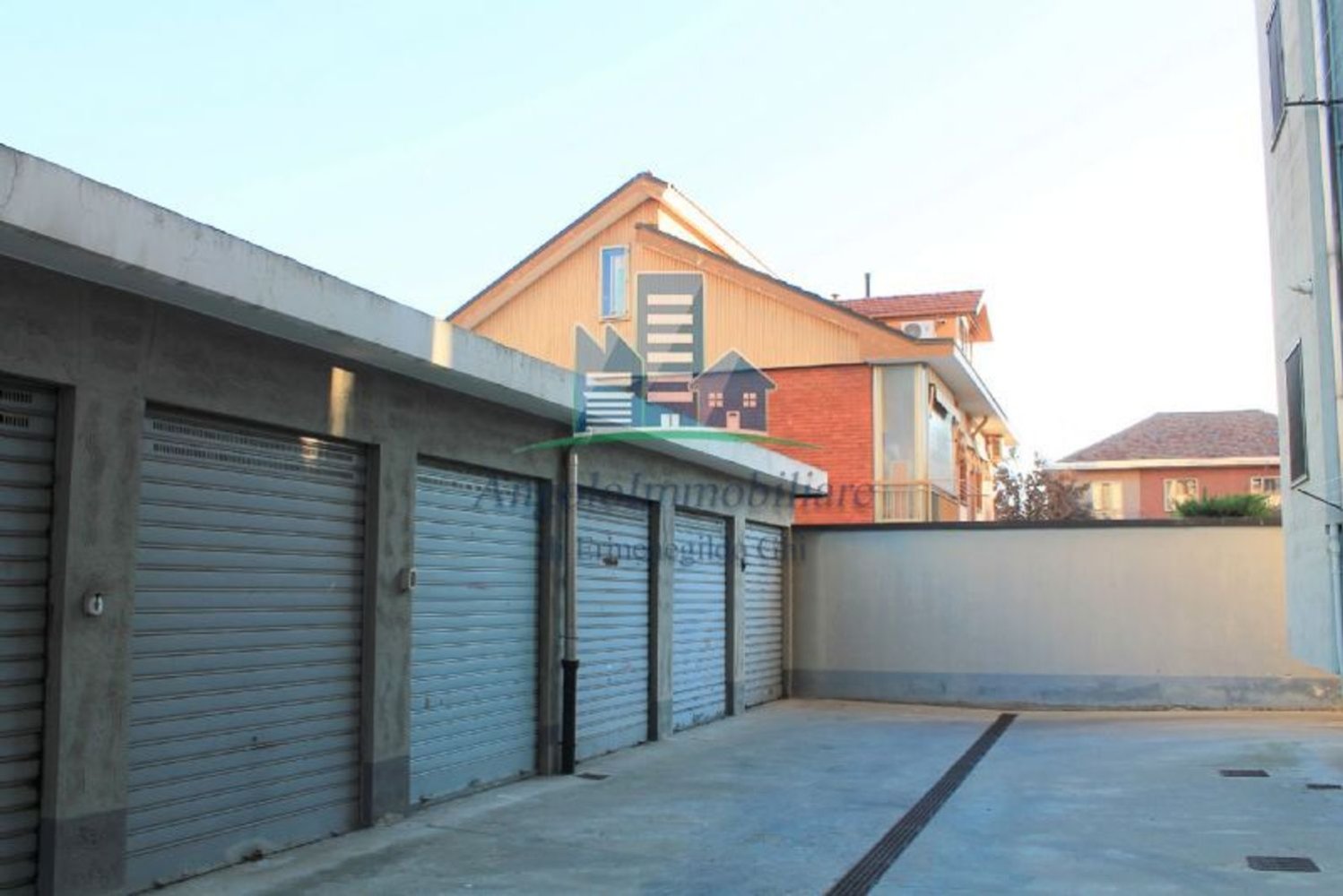 Garage in Nichelino, Italy 12m², Nr. 75525