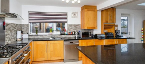 3 bedrooms House in Waterlooville, United Kingdom No. 10576 9