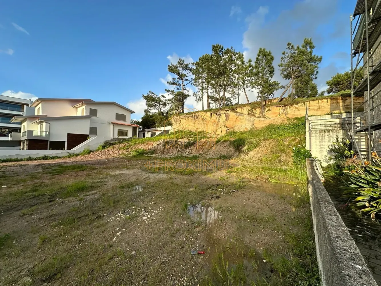  Land in Figueira da Foz, Portugal No. 81391