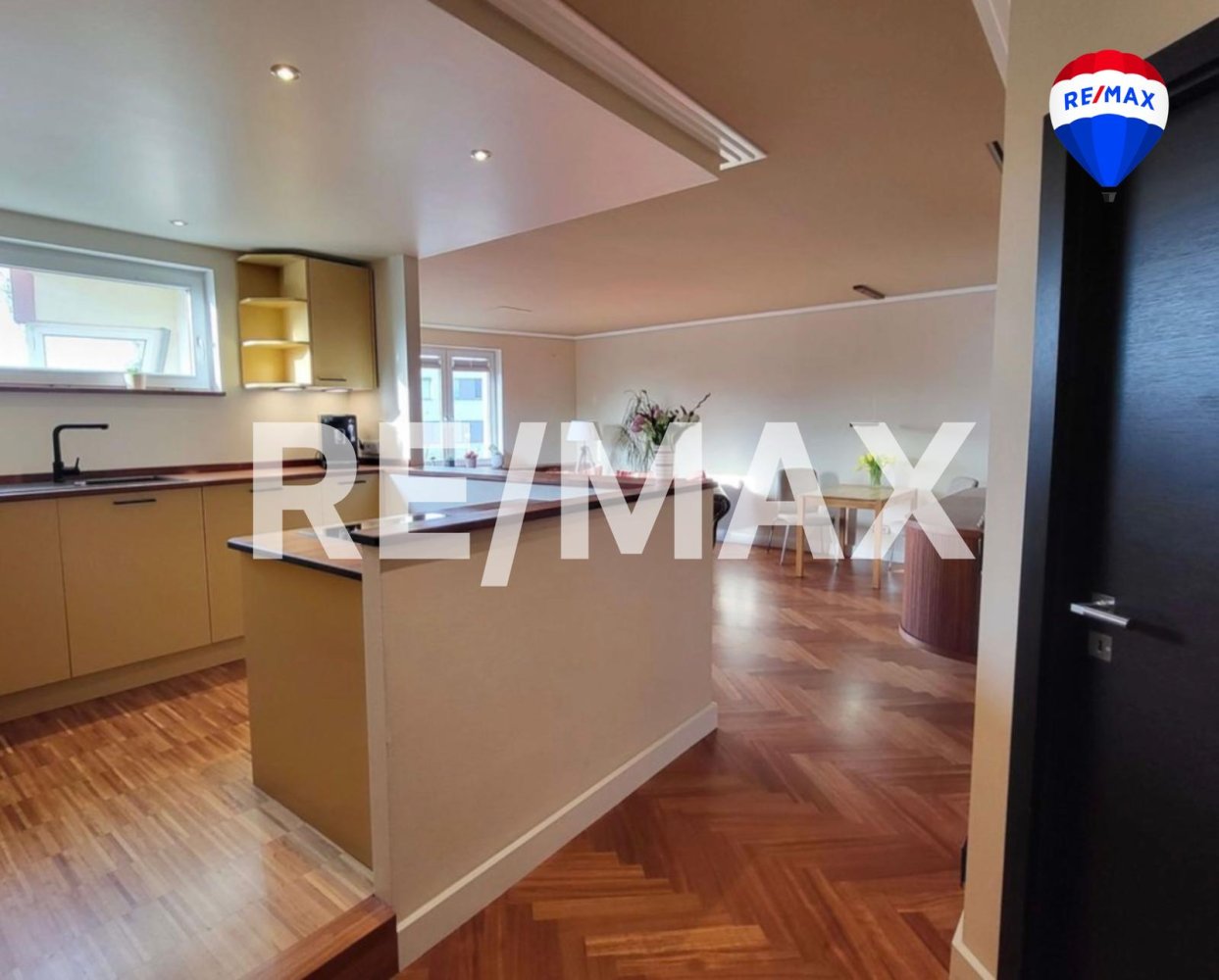 3-salle Appartement à Wilhelmstadt, Germany No. 15589