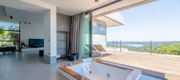 6 Schlafzimmer Villa in Zonza, France, Nr. 99510 12