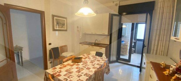 4 rooms Apartment in Bari, Italy No. 29417 11