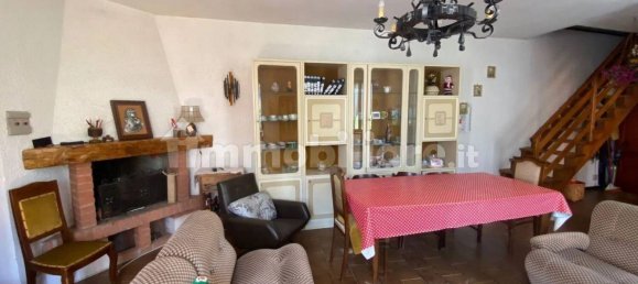 3 bedrooms Villa in Ziano Piacentino, Italy No. 172448 9