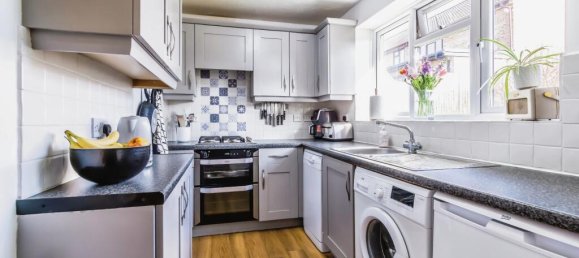 2 bedrooms Commercial property in Croydon, United Kingdom No. 8144 4