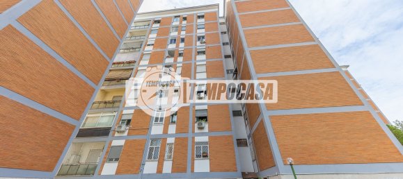 4 bedrooms Apartment in Rome, Italy No. 345252 3