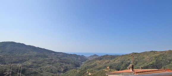 Дом с 3 комнатами в Перинальдо, Италия № 235642 2