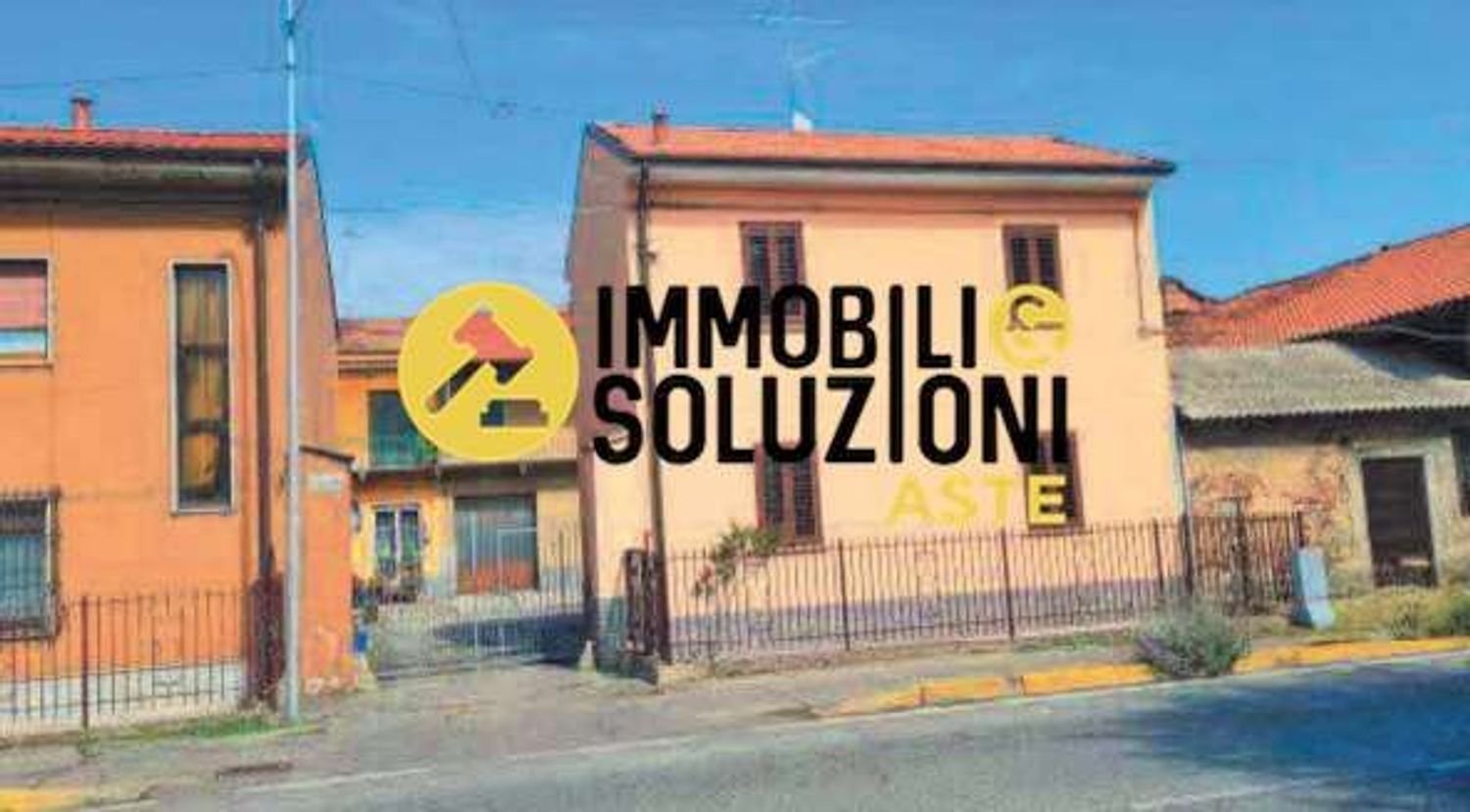 3 rooms Apartment in Bareggio, Italy No. 218973