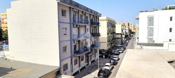 1 bedroom Penthouse in Bari, Italy No. 329653 25