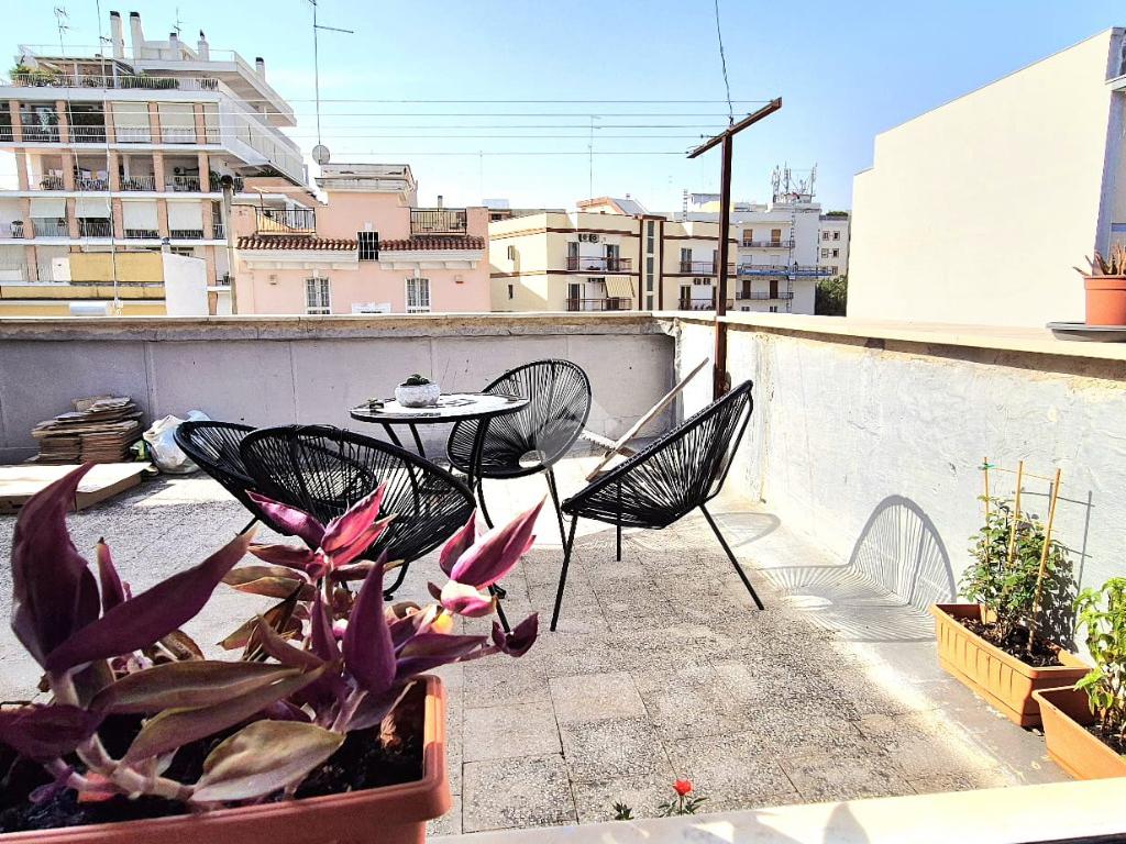 1 bedroom Penthouse in Bari, Italy No. 329653