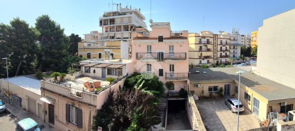 1 bedroom Penthouse in Bari, Italy No. 329653 22