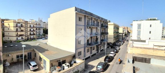 1 bedroom Penthouse in Bari, Italy No. 329653 30