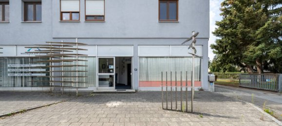 18-salle Bâtiment à Kelheim, Germany No. 131960 11