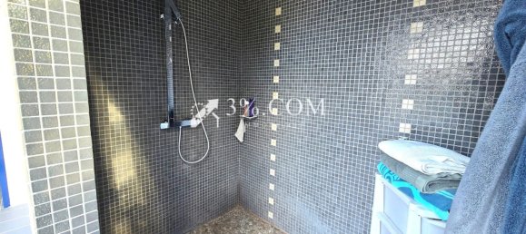 4 bedrooms Villa in Hem, France No. 157618 10