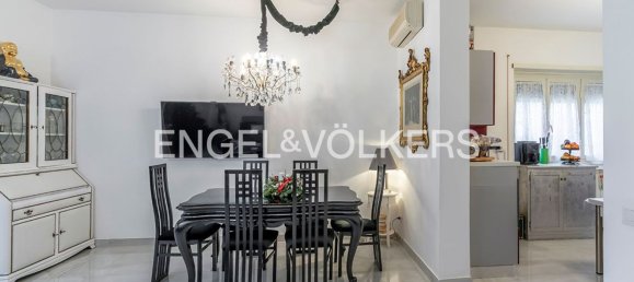 Квартира с 4 комнатами в Рим, Италия № 102934 6