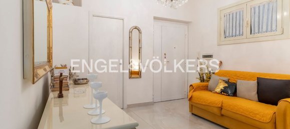 Квартира с 4 комнатами в Рим, Италия № 102934 11