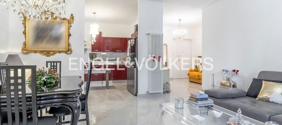 Квартира с 4 комнатами в Рим, Италия № 102934 4