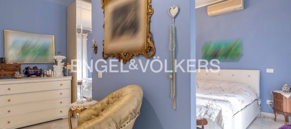 Квартира с 4 комнатами в Рим, Италия № 102934 22