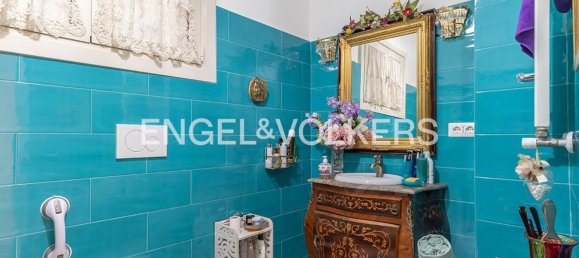 Квартира с 4 комнатами в Рим, Италия № 102934 28